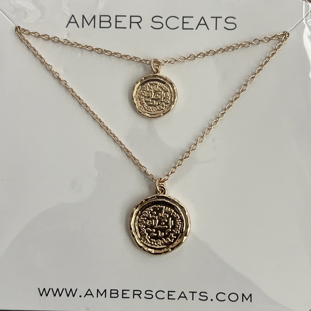 Amber Sceats Layered Gold Tone Embossed Pendant Necklace‎ Refined Minimalist